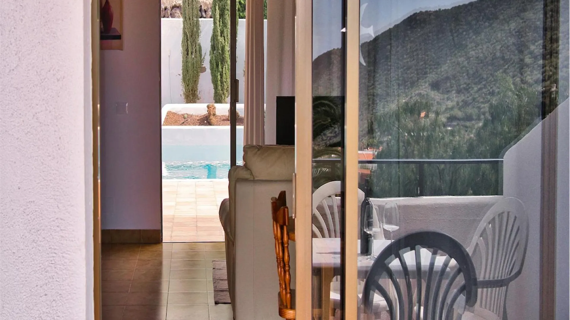 Ventoso , Modern Rustic Stay Santiago del Teide 公寓
