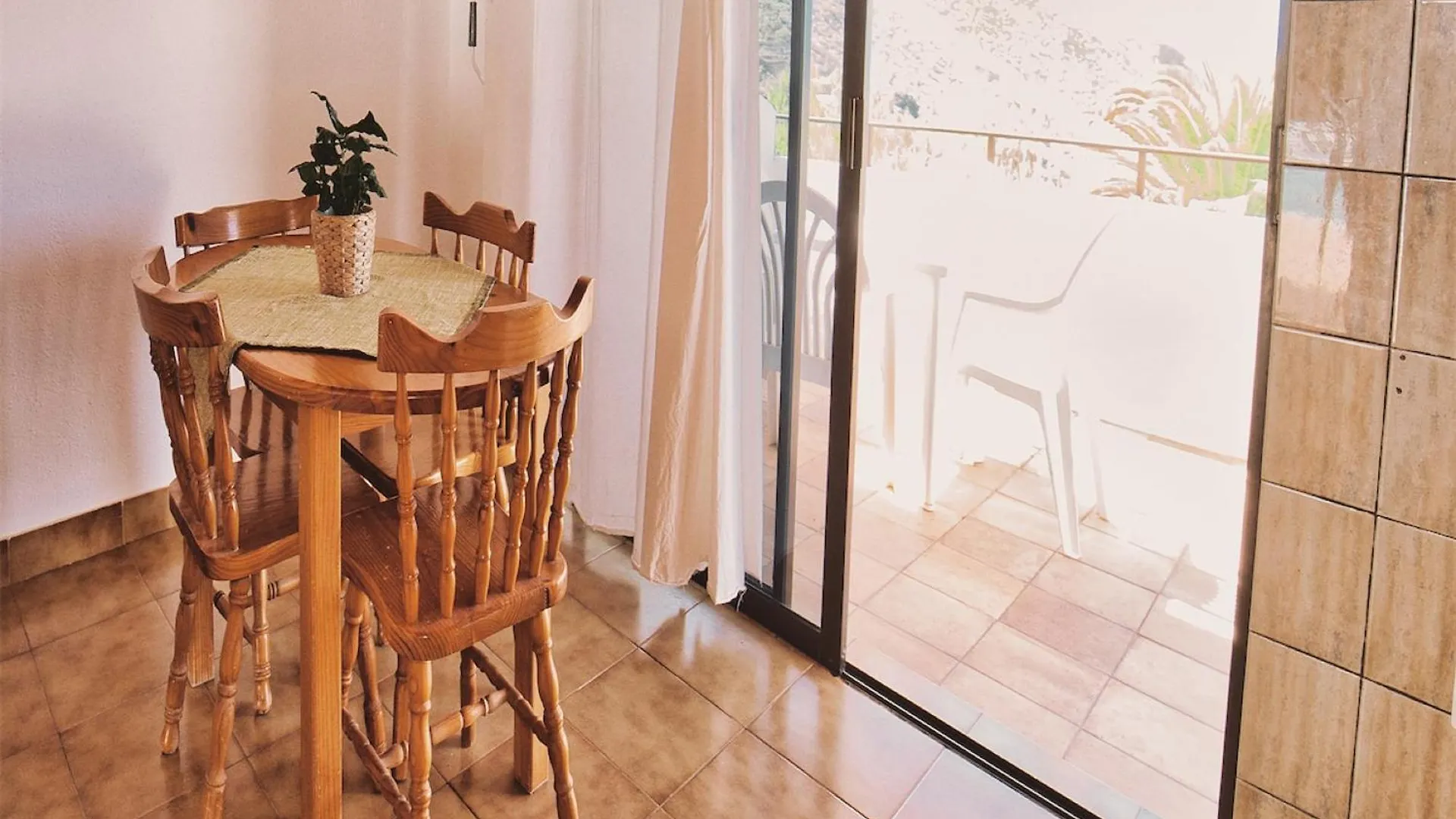 Ventoso , Modern Rustic Stay Santiago del Teide 公寓